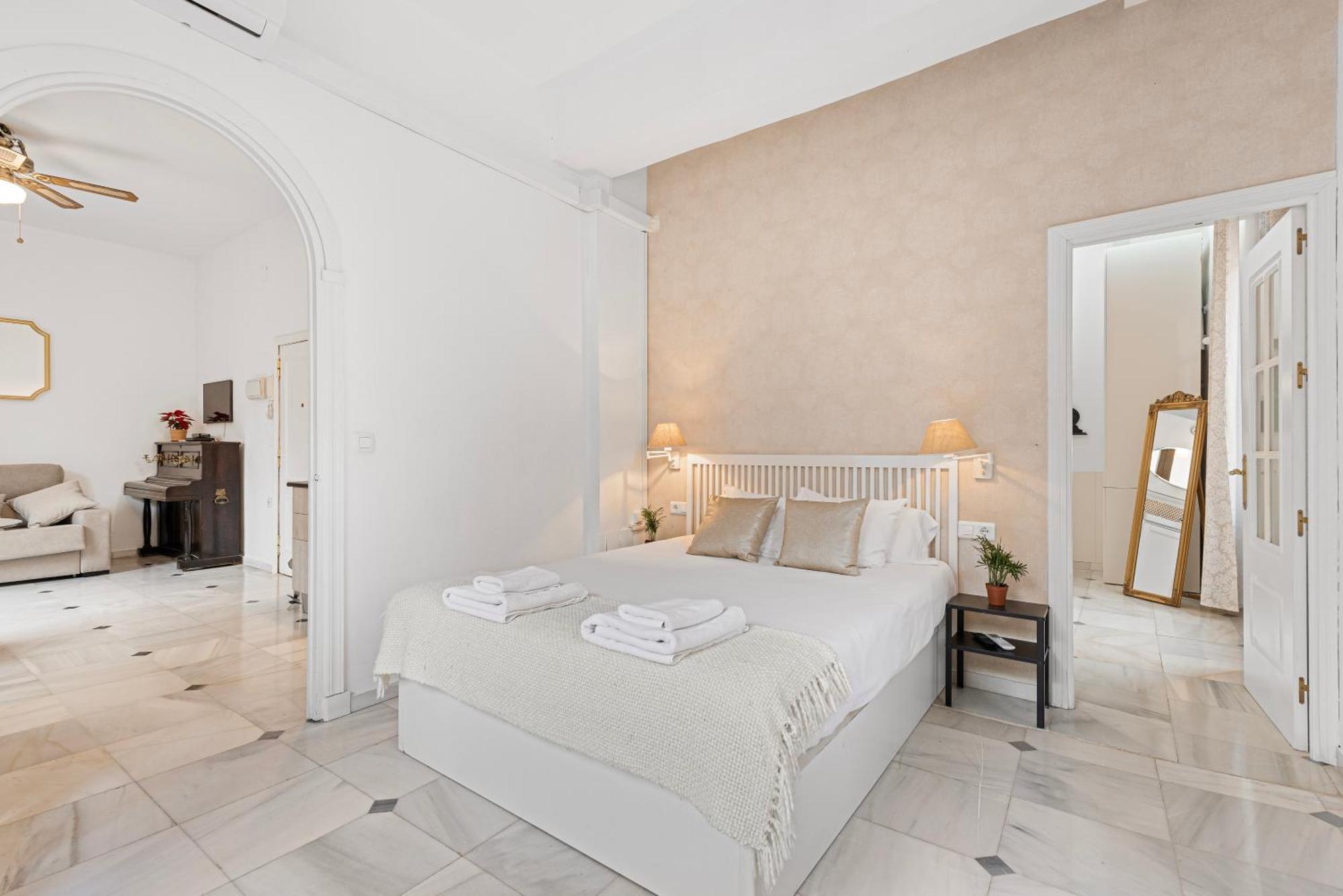 Trinidad Grund Centro Apartman Málaga Kültér fotó